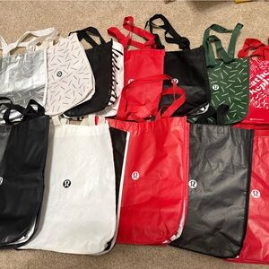 Lululemon Tote Bags 7 Small Bags, 5 Large Bags Mixed Colors, Reusable